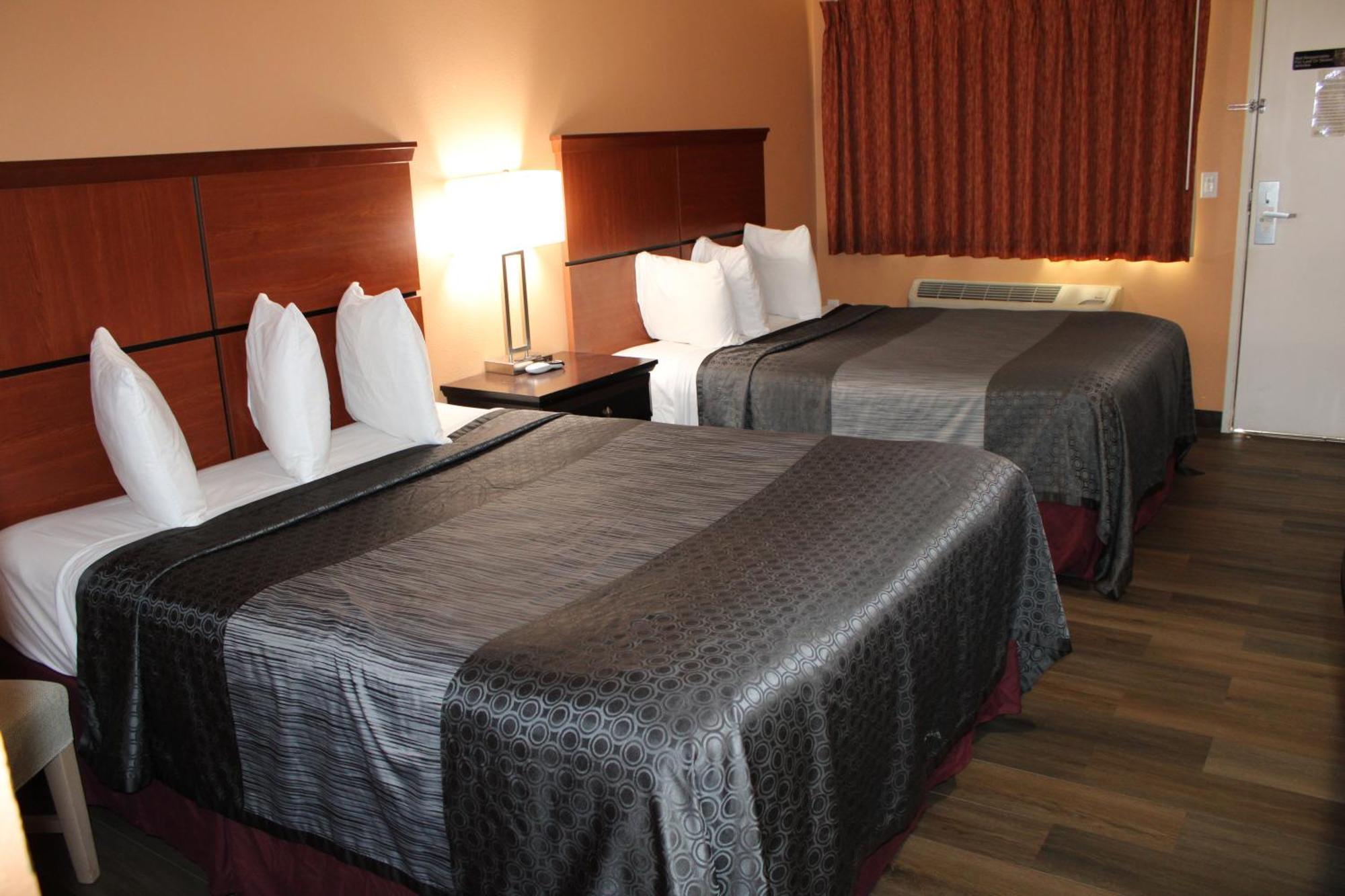 Rancho California Hotel
